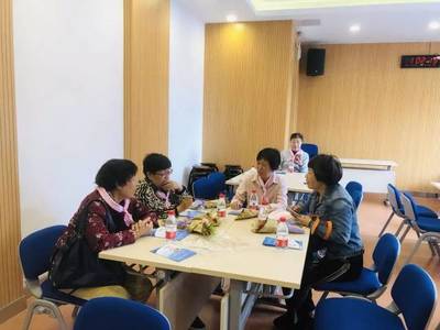 七院舉行護(hù)理專科門診健康咨詢活動(dòng)，關(guān)注營(yíng)養(yǎng)健康