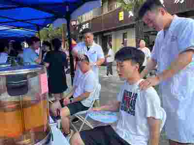 咸陽(yáng)老街 當(dāng)古韻街巷涌動(dòng)中醫(yī)藥文化潮，滋養(yǎng)現(xiàn)代營(yíng)養(yǎng)健康新風(fēng)尚